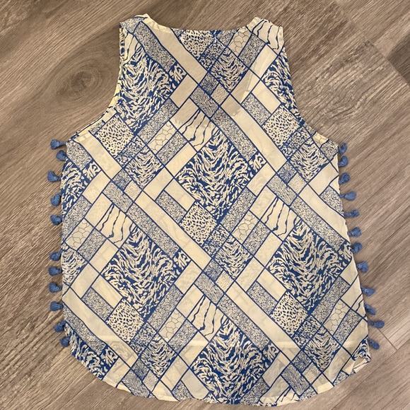 Top - Picture 4 of 4